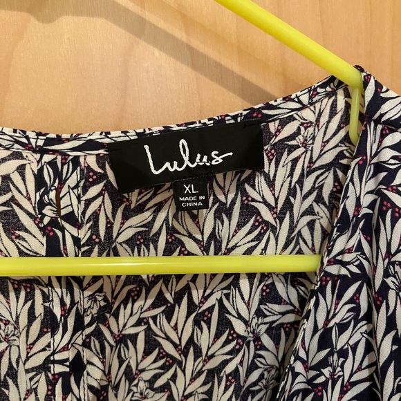 NWT Lulus Tie Front Romper - Picture 2 of 4